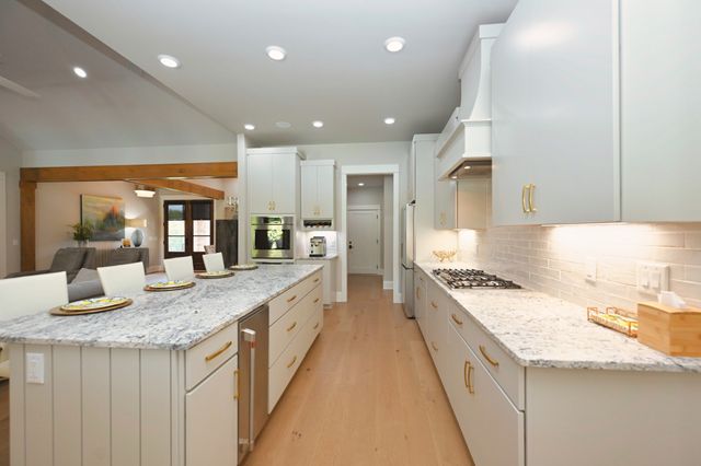 335 Sunset Island Trl, Gallatin, TN 37066