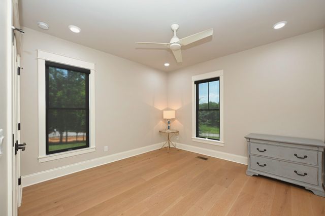 335 Sunset Island Trl, Gallatin, TN 37066