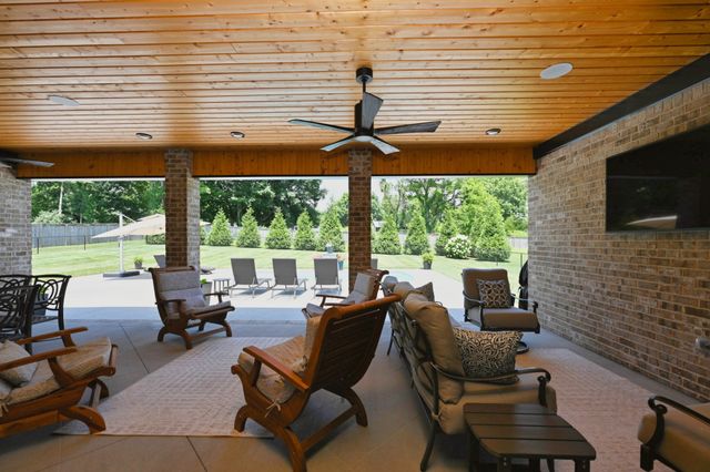 335 Sunset Island Trl, Gallatin, TN 37066