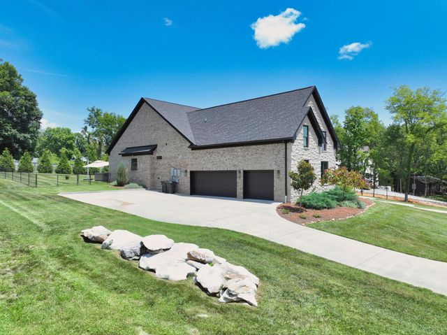 335 Sunset Island Trl, Gallatin, TN 37066