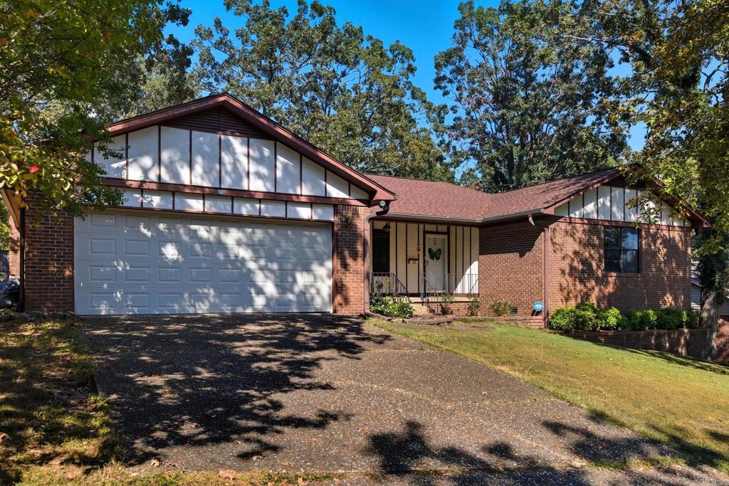 12 ridgewell Road, Sherwood, AR 72120