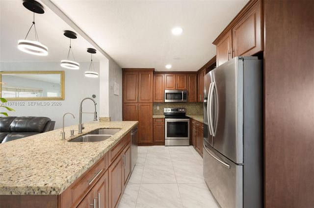 7331 Ramona St, Miramar, FL 33023