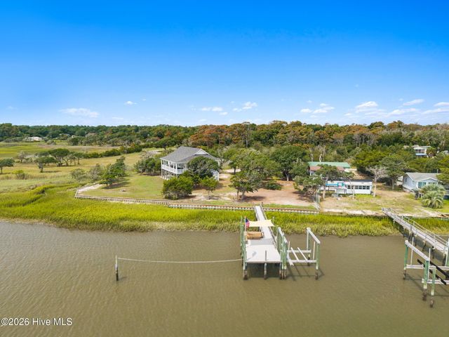 1447 Cedar Landing Road SW, Supply, NC 28462