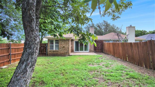 7600 Silveridge Drive, Fort Worth, TX 76133