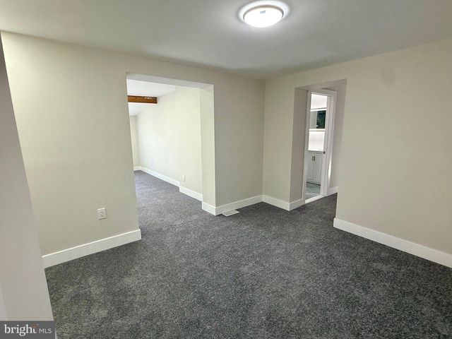 3006 DIXON AVE, Bristol, PA 19007