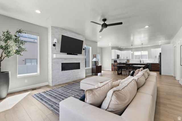 708 N DEVONSHIRE DR, Saratoga Springs, UT 84045
