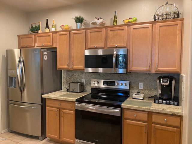 11500 E COCHISE Drive 1010, Scottsdale, AZ 85259