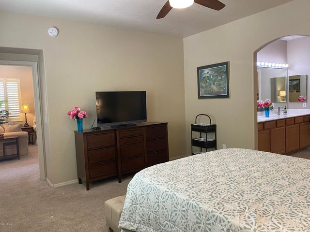 11500 E COCHISE Drive 1010, Scottsdale, AZ 85259