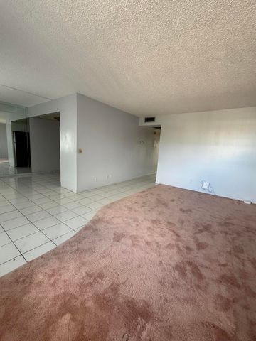4022 Wolverton E, Boca Raton, FL 33434