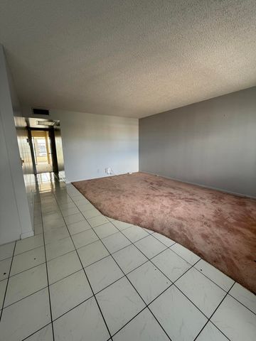 4022 Wolverton E, Boca Raton, FL 33434