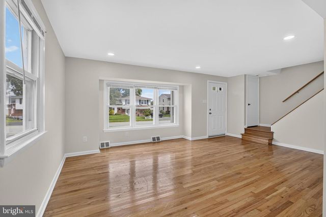 211 S DILLWYN RD, Newark, DE 19711