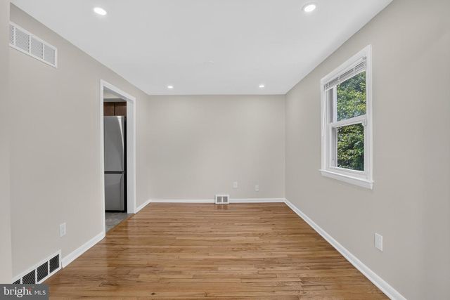 211 S DILLWYN RD, Newark, DE 19711