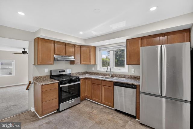 211 S DILLWYN RD, Newark, DE 19711