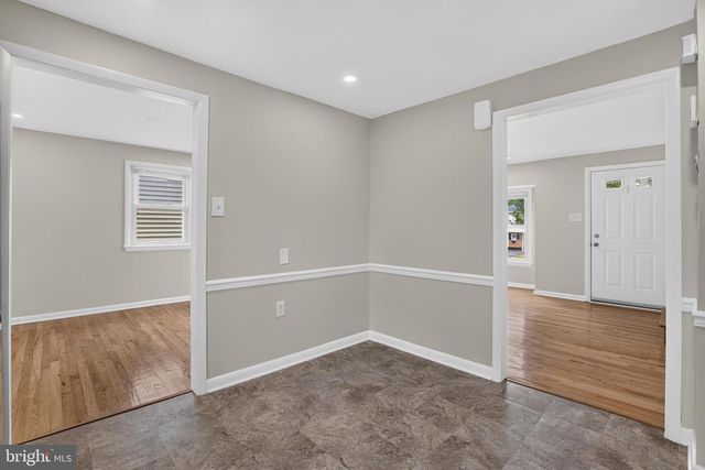 211 S DILLWYN RD, Newark, DE 19711