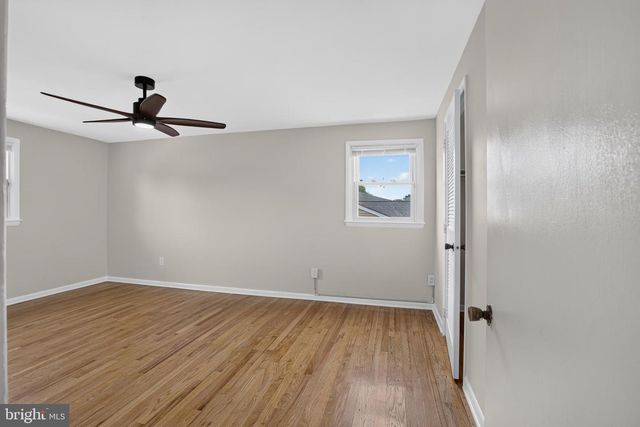 211 S DILLWYN RD, Newark, DE 19711