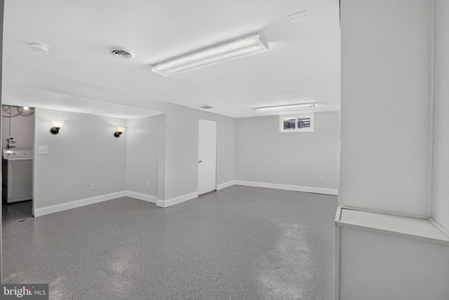 211 S DILLWYN RD, Newark, DE 19711