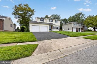 211 S DILLWYN RD, Newark, DE 19711