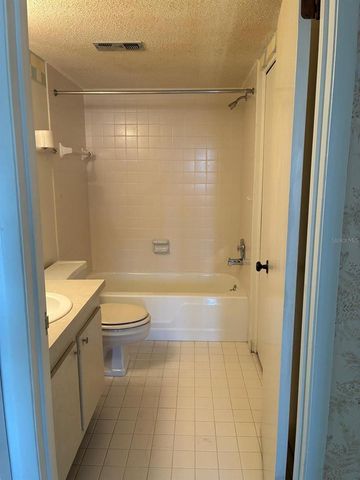 7020 COGNAC DRIVE 4, New Port Richey, FL 34653