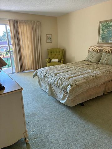7020 COGNAC DRIVE 4, New Port Richey, FL 34653