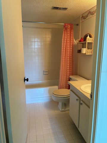 7020 COGNAC DRIVE 4, New Port Richey, FL 34653