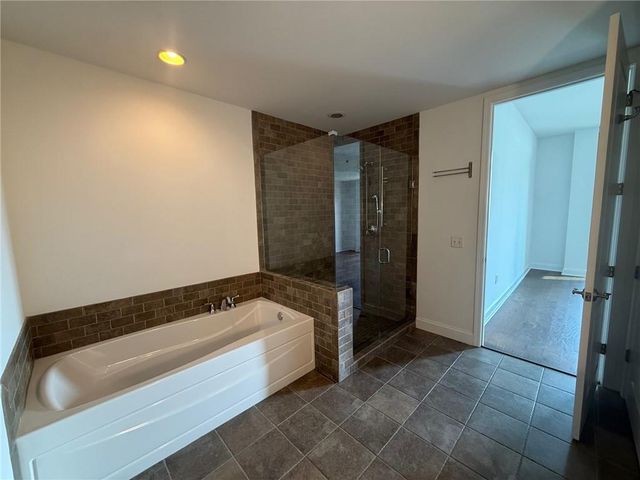 270 17th Street NW 2207, Atlanta, GA 30363