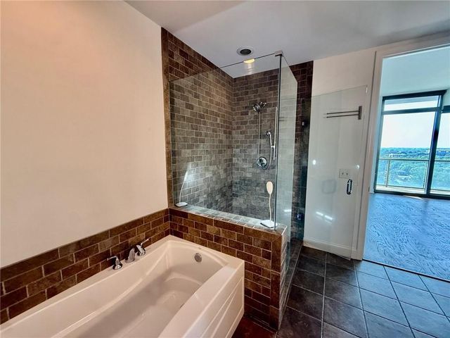 270 17th Street NW 2207, Atlanta, GA 30363
