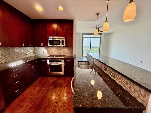 270 17th Street NW 2207, Atlanta, GA 30363