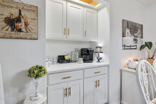 201 Colonial Circle, Athens, TX 75751