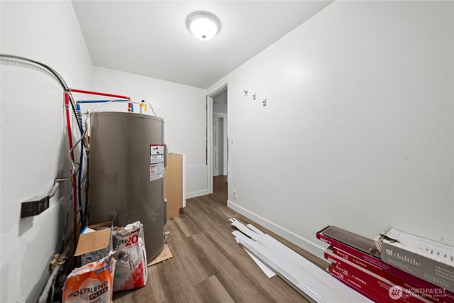 213 W Kelso Avenue, Electric City, WA 99123