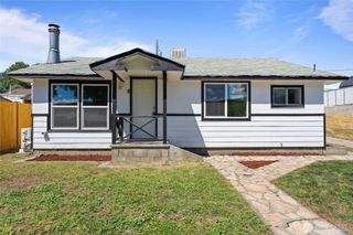 213 W Kelso Avenue, Electric City, WA 99123