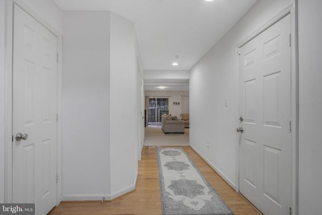 20751 BRIDAL VEIL FALLS TER, Sterling, VA 20165