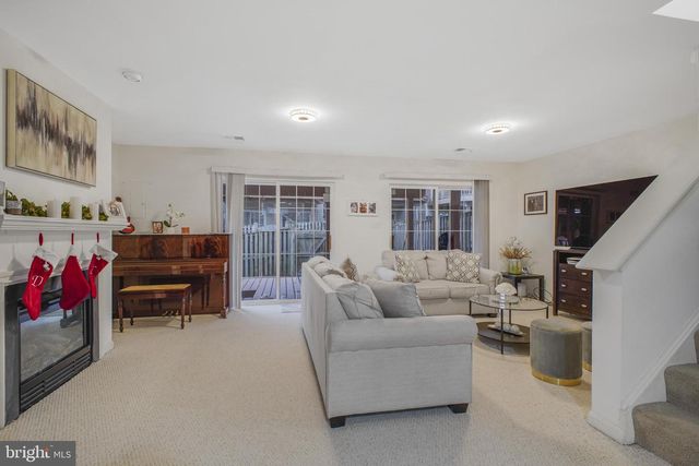 20751 BRIDAL VEIL FALLS TER, Sterling, VA 20165