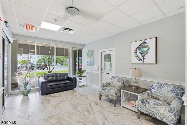 5 Bluebill AVE 808, Naples, FL 34108