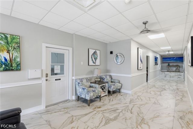 5 Bluebill AVE 808, Naples, FL 34108