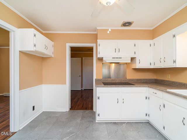 1901 Lynnwood Drive, Burlington, NC 27215