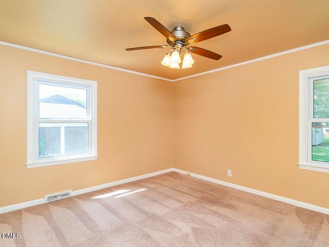 1901 Lynnwood Drive, Burlington, NC 27215