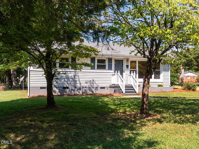 1901 Lynnwood Drive, Burlington, NC 27215