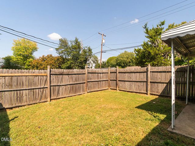 1901 Lynnwood Drive, Burlington, NC 27215