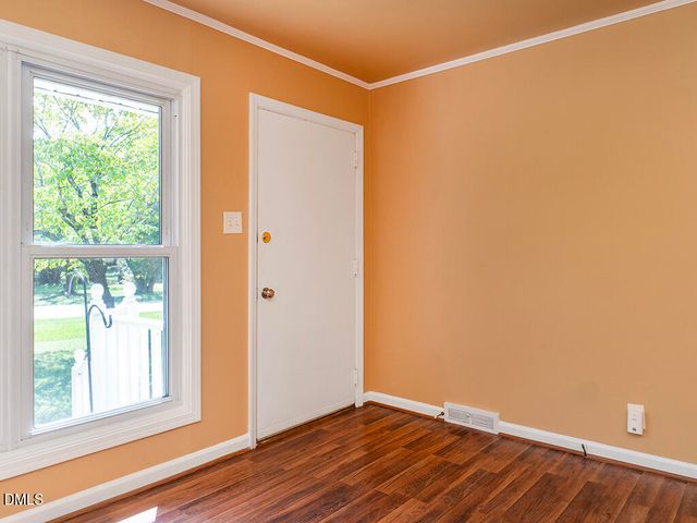 1901 Lynnwood Drive, Burlington, NC 27215