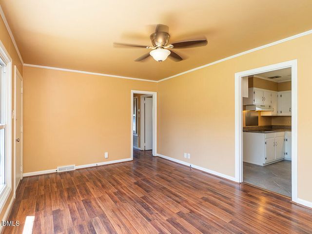 1901 Lynnwood Drive, Burlington, NC 27215