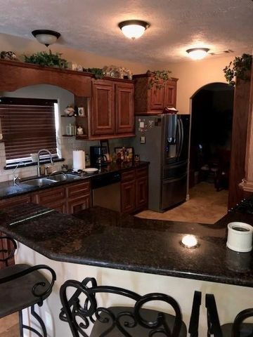 1803 Lafayette Lane, Cove, TX 77523