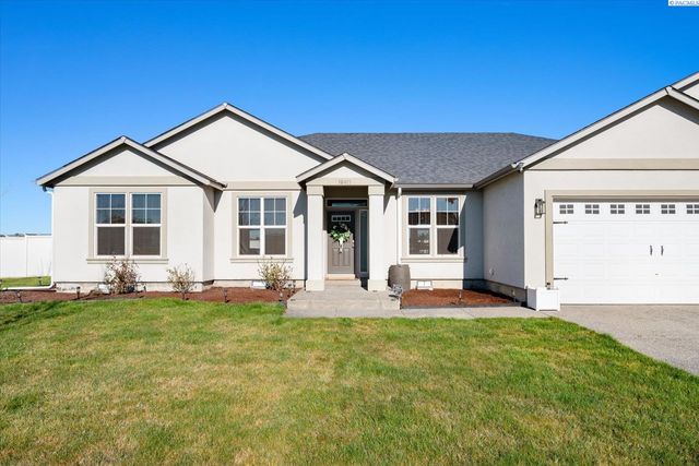 10415 Pine St, Pasco, WA 99301