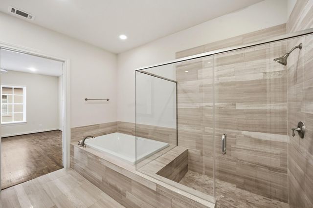 1404 W 25th Street, Houston, TX 77008