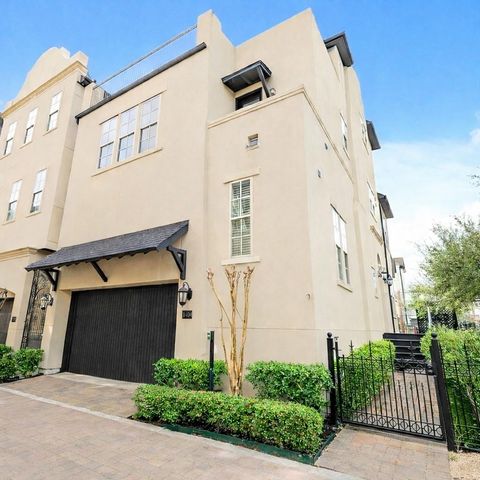 1404 W 25th Street, Houston, TX 77008