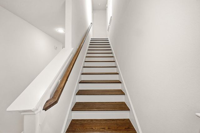 1404 W 25th Street, Houston, TX 77008