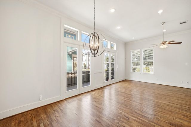 1404 W 25th Street, Houston, TX 77008