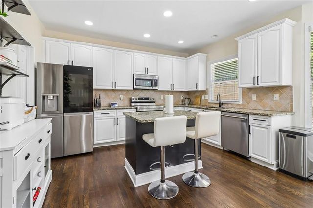 1791 Heatherglade Lane, Lawrenceville, GA 30045