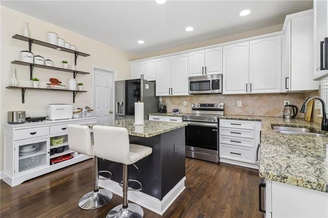 1791 Heatherglade Lane, Lawrenceville, GA 30045