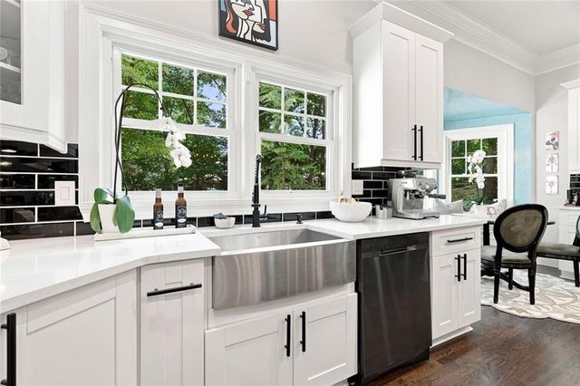 995 Willeo Road, Roswell, GA 30075