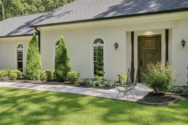 995 Willeo Road, Roswell, GA 30075